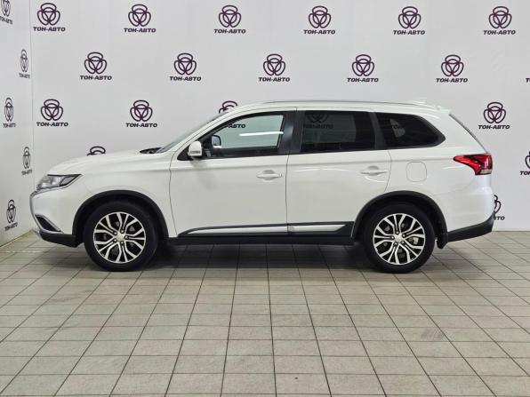 Mitsubishi Outlander III Рестайлинг 2 с пробегом 2018 года, цена 1 865 000 рублей, 93221 км, внедорожник, Автокод Объявления