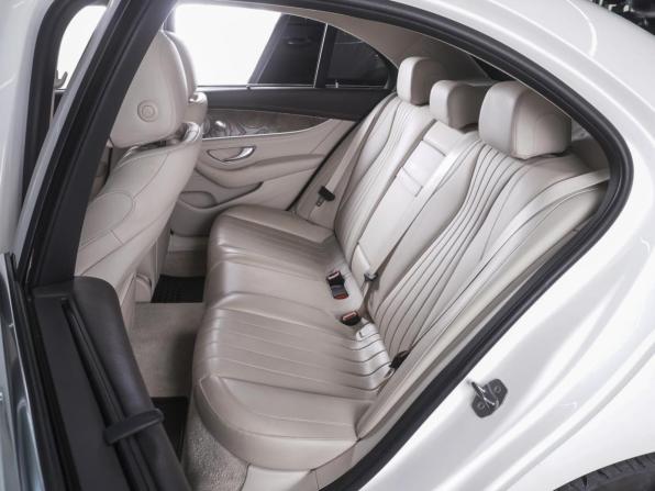 Mercedes-Benz E-Класс V (W213 S213 C238) с пробегом 2017 года, цена 3 500 000 рублей, 139611 км, седан, Автокод Объявления