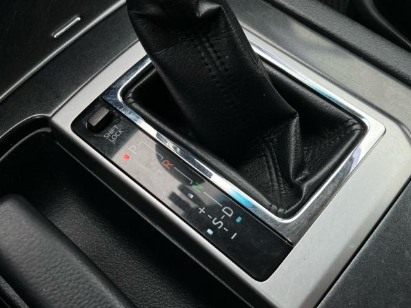 Toyota Land Cruiser Prado 150 Series Рестайлинг 1 с пробегом 2015 года, цена 3 250 000 рублей, 155000 км, внедорожник, Автокод Объявления