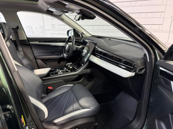 Geely Atlas II с пробегом 2024 года, цена 2 880 000 рублей, 45421 км, внедорожник, Автокод Объявления