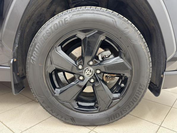 Toyota RAV4 V (XA50) с пробегом 2021 года, цена 4 350 000 рублей, 67412 км, внедорожник, Автокод Объявления
