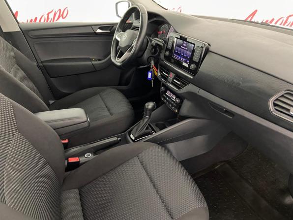 Volkswagen Polo VI с пробегом 2022 года, цена 1 475 000 рублей, 66144 км, лифтбек, Автокод Объявления