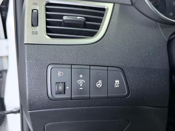 Hyundai Elantra V (MD) с пробегом 2013 года, цена 1 129 000 рублей, 139500 км, седан, Автокод Объявления