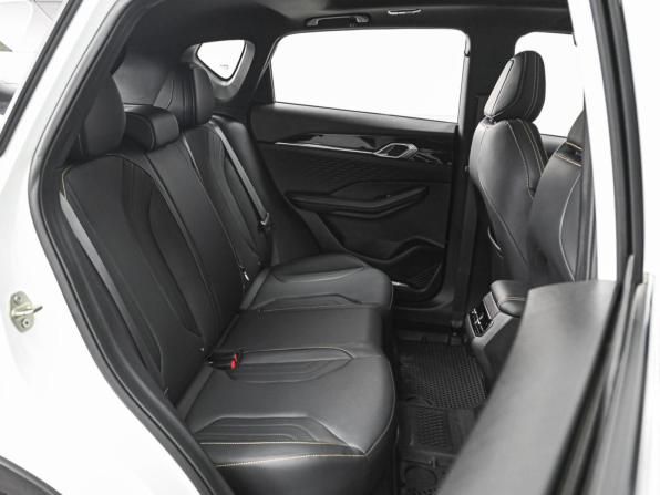 Geely Coolray I Рестайлинг 2 с пробегом 2025 года, цена 2 299 000 рублей, 5804 км, внедорожник, Автокод Объявления