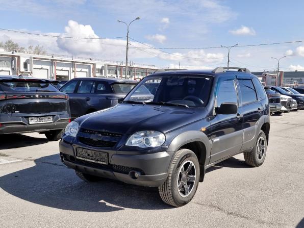 Chevrolet Niva I Рестайлинг с пробегом 2010 года, цена 449 000 рублей, 153817 км, внедорожник, Автокод Объявления