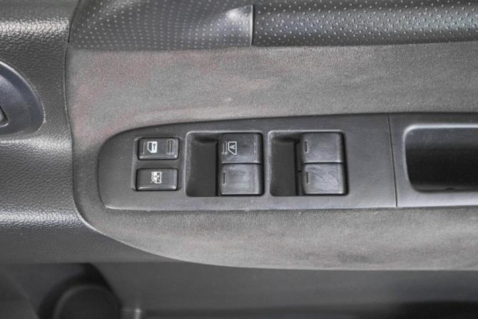 Nissan Serena III (C25) с пробегом 2009 года, цена 1 049 000 рублей, 241000 км, минивэн, Автокод Объявления