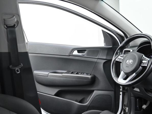 Kia Sportage IV Рестайлинг с пробегом 2021 года, цена 1 999 000 рублей, 81000 км, внедорожник, Автокод Объявления