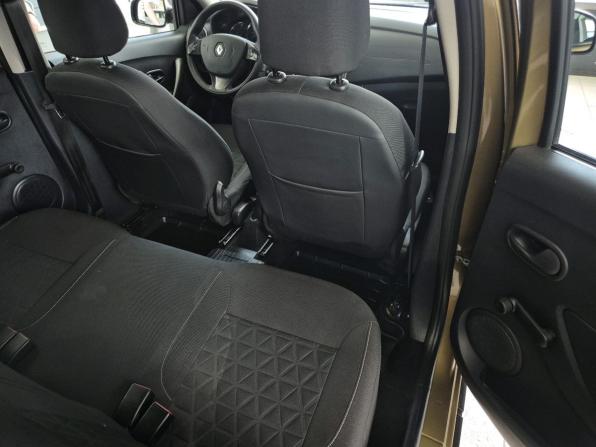 Renault Sandero II с пробегом 2017 года, цена 1 049 000 рублей, 91054 км, хэтчбек, Автокод Объявления
