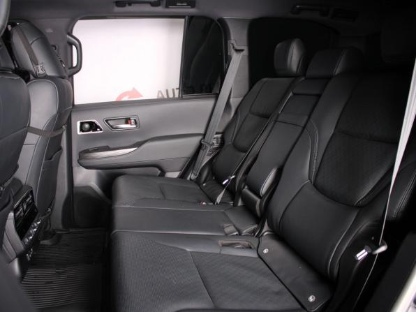 Toyota Land Cruiser 300 Series с пробегом 2021 года, цена 10 700 000 рублей, 70000 км, внедорожник, Автокод Объявления