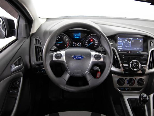 Ford Focus III с пробегом 2012 года, цена 569 000 рублей, 252191 км, хэтчбек, Автокод Объявления