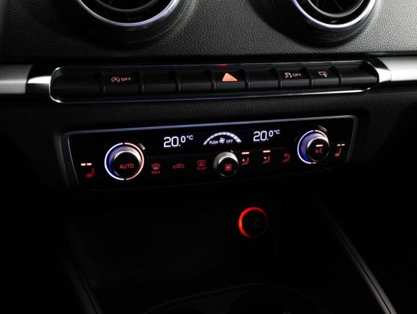 Audi A3 III (8V) с пробегом 2015 года, цена 1 399 000 рублей, 152468 км, седан, Автокод Объявления