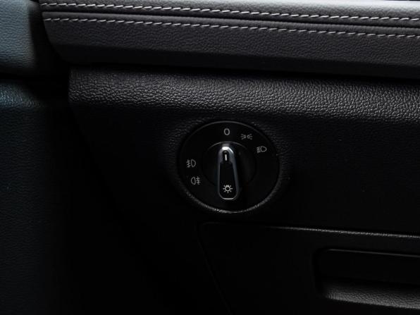 Volkswagen Sagitar III с пробегом 2020 года, цена 2 195 000 рублей, 51094 км, седан, Автокод Объявления