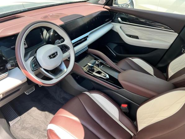 Geely Monjaro I с пробегом 2023 года, цена 3 190 000 рублей, 33000 км, внедорожник, Автокод Объявления