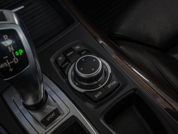 BMW X5 II (E70) Рестайлинг с пробегом 2011 года, цена 2 370 000 рублей, 233553 км, внедорожник, Автокод Объявления