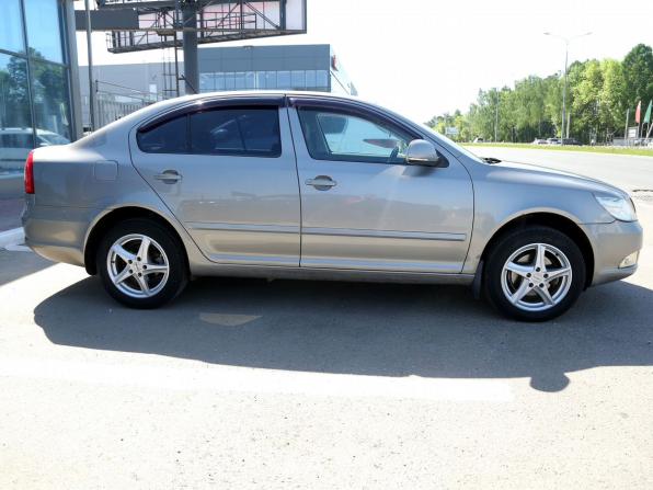 Skoda Octavia II (A5) Рестайлинг с пробегом 2011 года, цена 780 000 рублей, 173000 км, лифтбек, Автокод Объявления