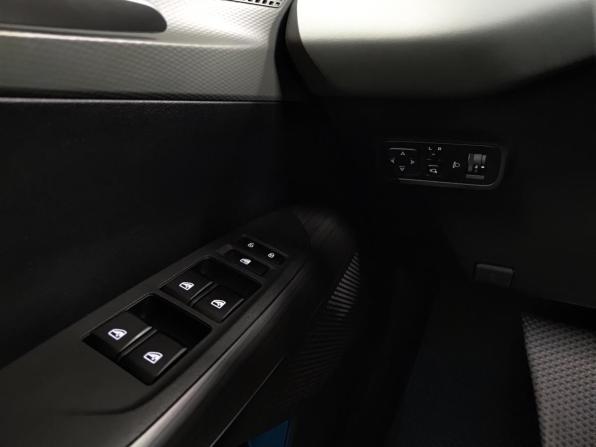 Changan Lamore с пробегом 2023 года, цена 2 190 000 рублей, 16174 км, седан, Автокод Объявления