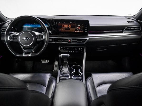 Kia K5 III с пробегом 2021 года, цена 3 180 000 рублей, 65702 км, седан, Автокод Объявления