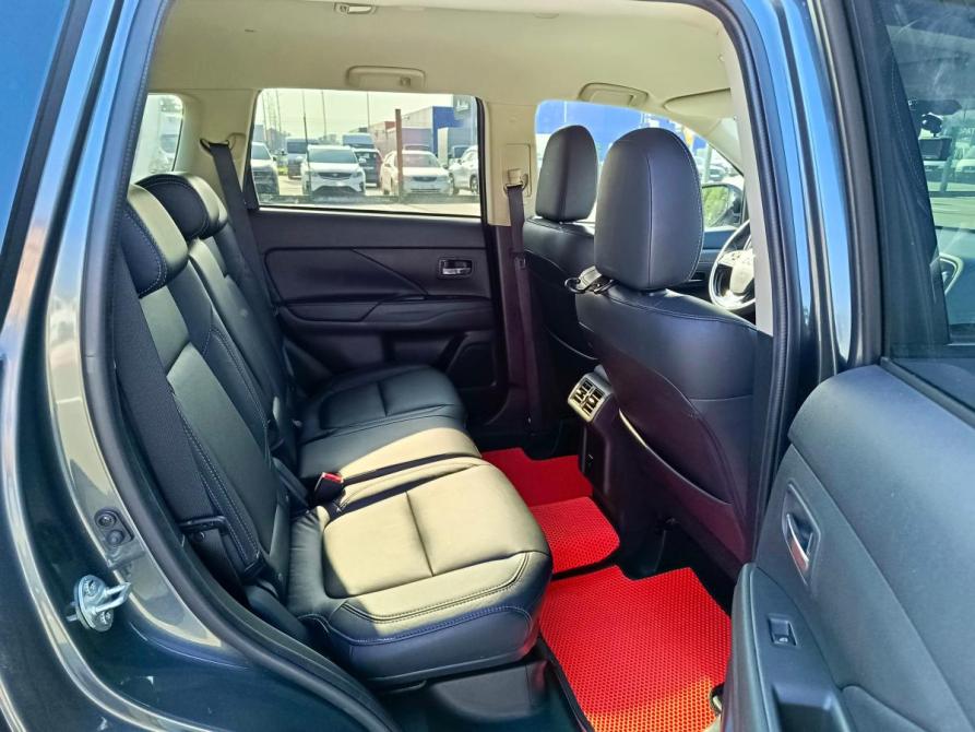 Mitsubishi Outlander III Рестайлинг 3 Тюмень  - изображение 17