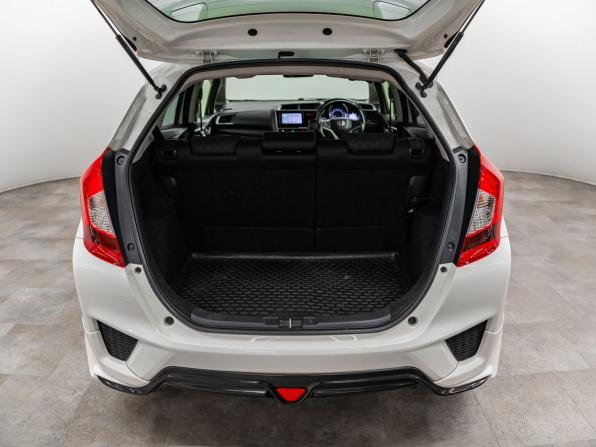 Honda Fit III с пробегом 2014 года, цена 1 150 000 рублей, 142106 км, хэтчбек, Автокод Объявления