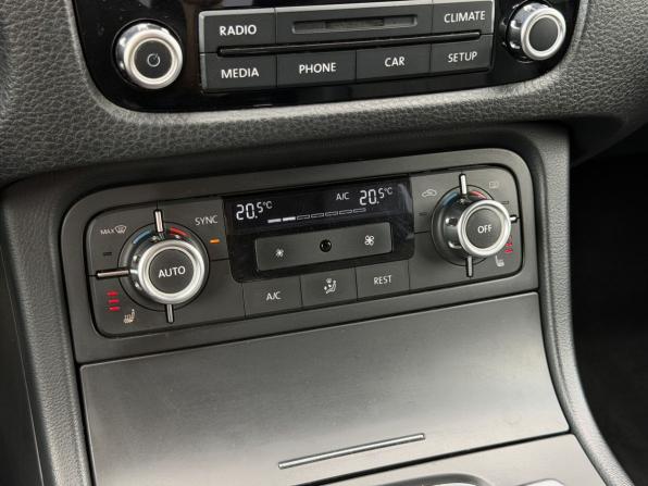 Volkswagen Touareg II с пробегом 2013 года, цена 2 050 000 рублей, 241200 км, внедорожник, Автокод Объявления