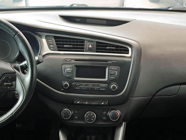 Kia Ceed II Рестайлинг с пробегом 2016 года, цена 1 299 000 рублей, 115525 км, хэтчбек, Автокод Объявления