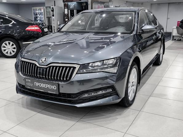 Skoda Superb III Рестайлинг с пробегом 2021 года, цена 2 350 000 рублей, 102600 км, лифтбек, Автокод Объявления