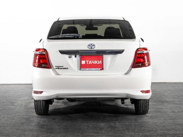Toyota Corolla XI (E160 E170) Рестайлинг 2 с пробегом 2017 года, цена 999 500 рублей, 161100 км, седан, Автокод Объявления