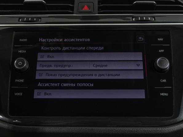 Volkswagen Tiguan II с пробегом 2018 года, цена 3 319 000 рублей, 87528 км, внедорожник, Автокод Объявления