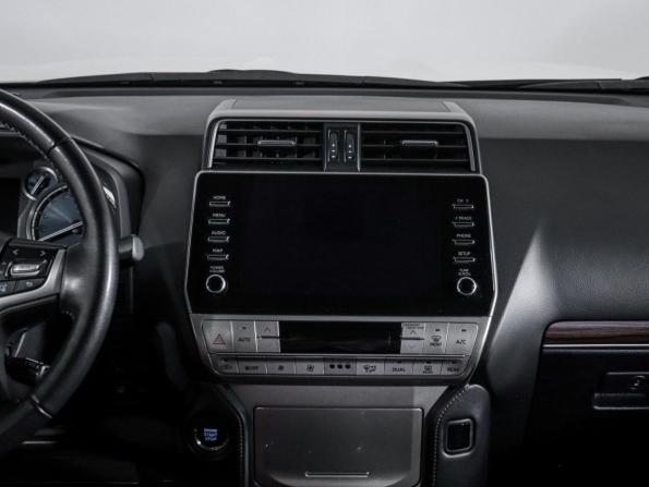 Toyota Land Cruiser Prado 150 Series Рестайлинг 3 с пробегом 2021 года, цена 7 150 000 рублей, 67257 км, внедорожник, Автокод Объявления