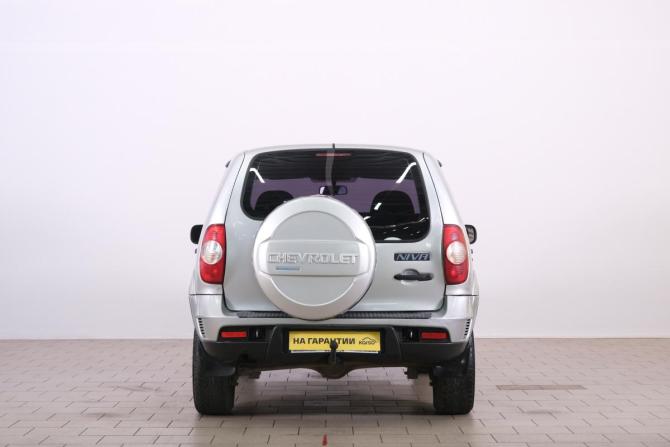 Chevrolet Niva I Рестайлинг с пробегом 2010 года, цена 469 000 рублей, 166570 км, внедорожник, Автокод Объявления
