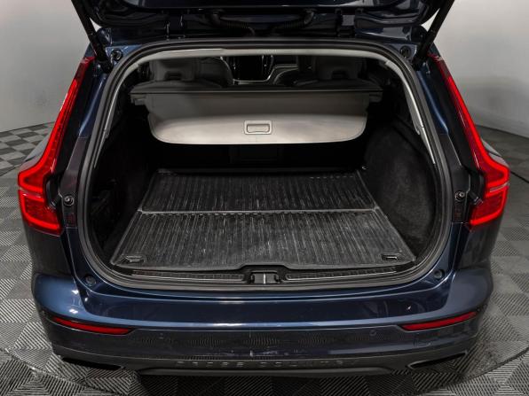 Volvo V60 Cross Country II с пробегом 2020 года, цена 3 890 000 рублей, 55241 км, универсал, Автокод Объявления