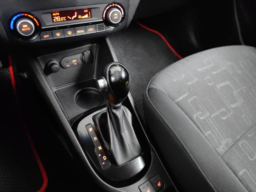 Kia Rio III Рестайлинг Подольск  - изображение 16