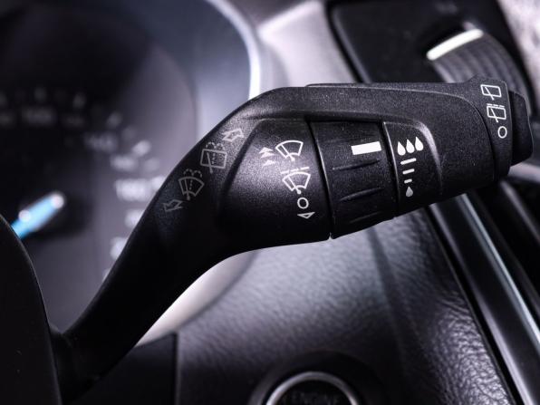 Ford Focus III Рестайлинг с пробегом 2017 года, цена 1 389 000 рублей, 84000 км, хэтчбек, Автокод Объявления