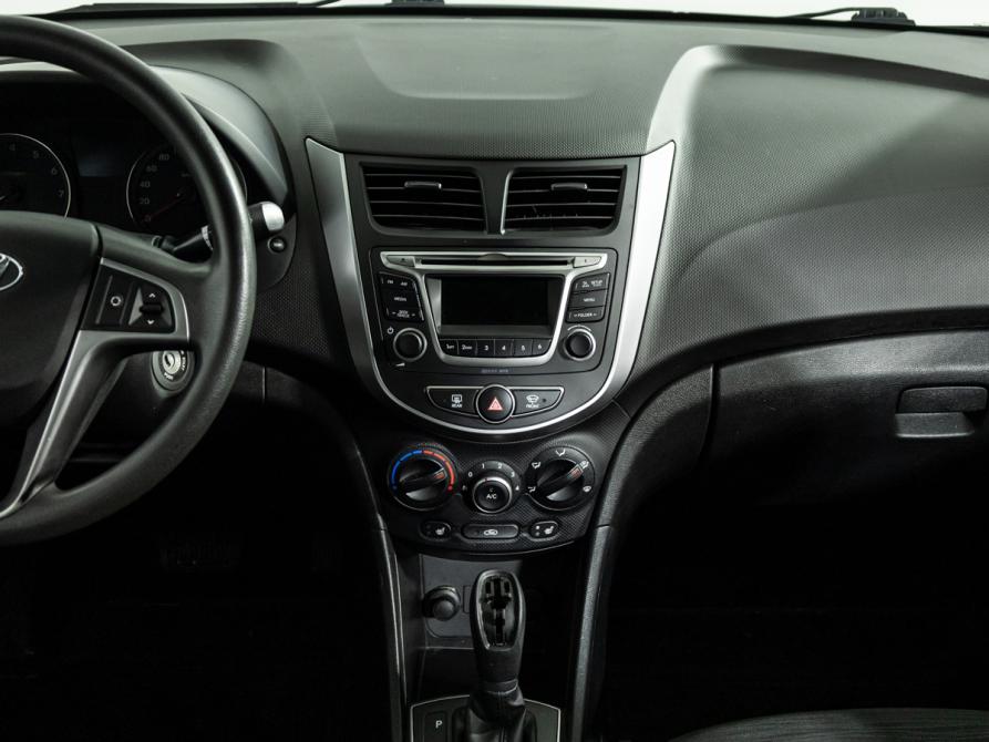 Hyundai Solaris I Рестайлинг Санкт-Петербург  - изображение 14