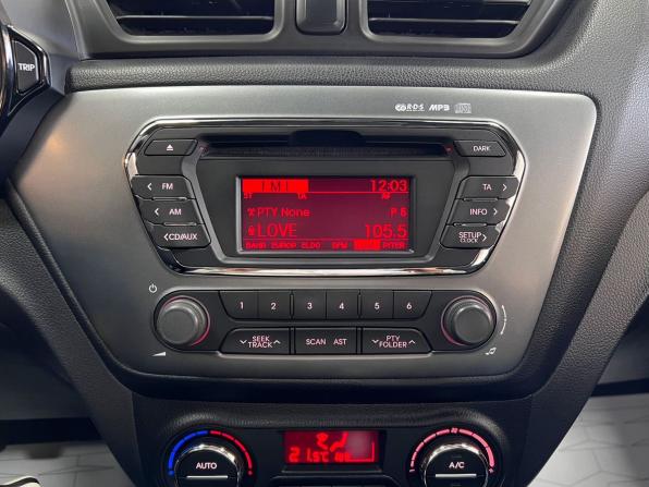 Kia Rio III с пробегом 2015 года, цена 1 045 000 рублей, 121754 км, седан, Автокод Объявления