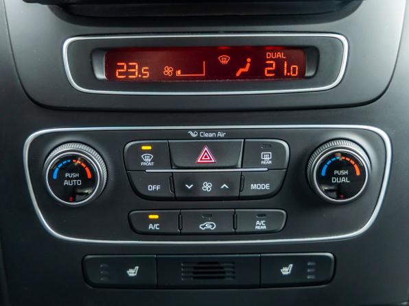 Kia Sorento II Рестайлинг с пробегом 2015 года, цена 1 718 000 рублей, 150046 км, внедорожник, Автокод Объявления