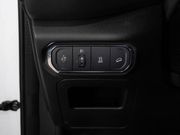 Haval Jolion I с пробегом 2023 года, цена 1 750 000 рублей, 77632 км, внедорожник, Автокод Объявления