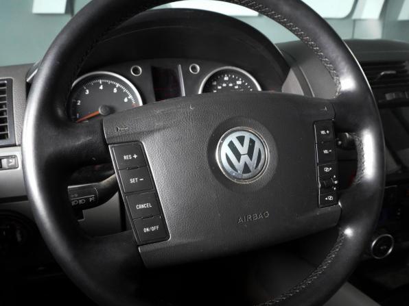Volkswagen Touareg I с пробегом 2004 года, цена 869 000 рублей, 229457 км, внедорожник, Автокод Объявления