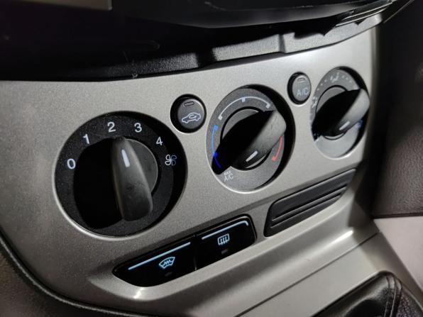 Ford Focus III с пробегом 2013 года, цена 670 000 рублей, 140278 км, универсал, Автокод Объявления