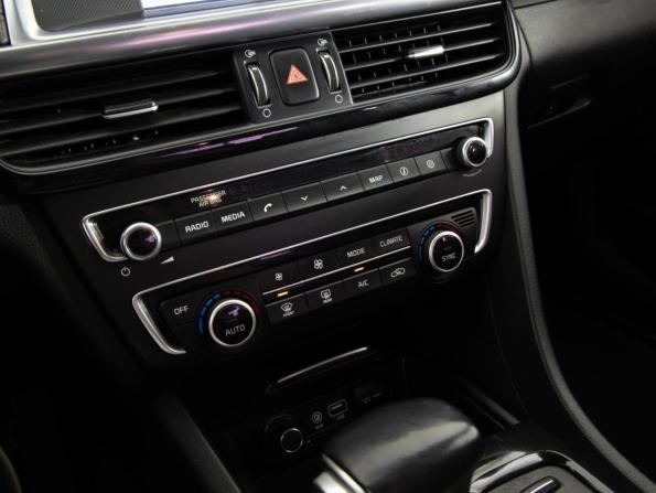 Kia Optima IV с пробегом 2017 года, цена 1 299 000 рублей, 242427 км, седан, Автокод Объявления