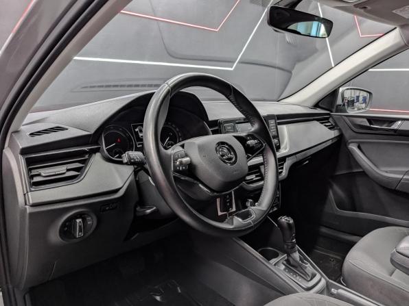 Skoda Rapid II с пробегом 2022 года, цена 1 625 000 рублей, 56429 км, лифтбек, Автокод Объявления