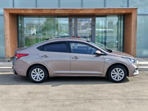 Hyundai Solaris II с пробегом 2019 года, цена 1 350 000 рублей, 117931 км, седан, Автокод Объявления
