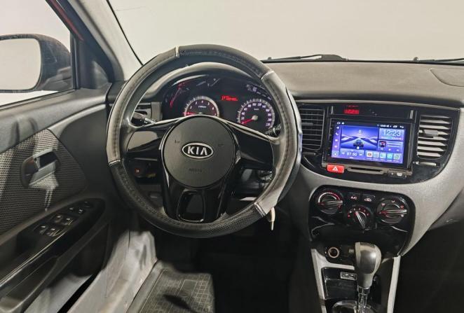 Kia Rio II Рестайлинг с пробегом 2010 года, цена 590 000 рублей, 137987 км, хэтчбек, Автокод Объявления
