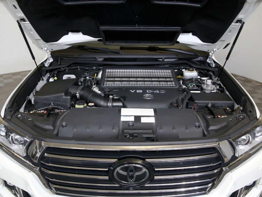 Toyota Land Cruiser 200 Series Рестайлинг 2 Санкт-Петербург  - изображение 11