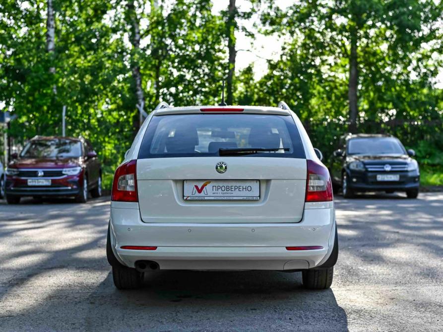 Skoda Octavia II (A5) Рестайлинг Санкт-Петербург  - изображение 4