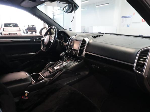 Porsche Cayenne II (958) с пробегом 2011 года, цена 1 795 000 рублей, 248747 км, внедорожник, Автокод Объявления