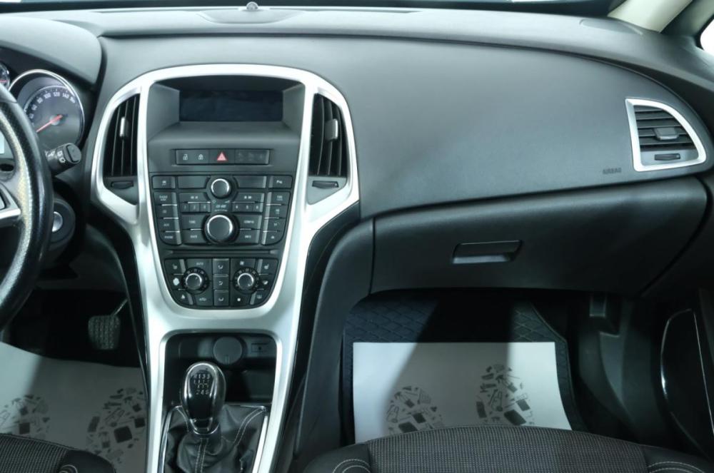 Opel Astra J Рестайлинг Омск  - изображение 15