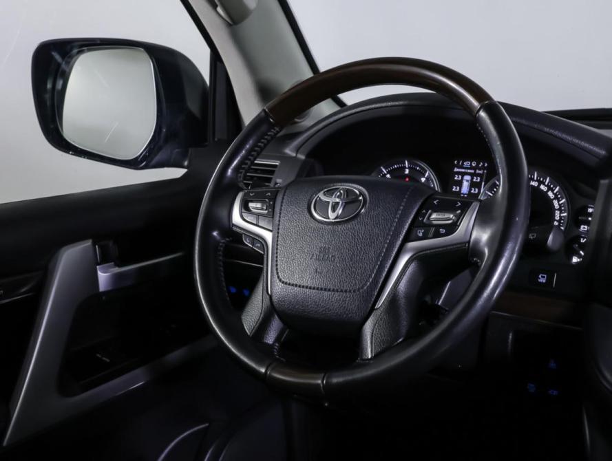 Toyota Land Cruiser 200 Series Рестайлинг 2 Москва  - изображение 12