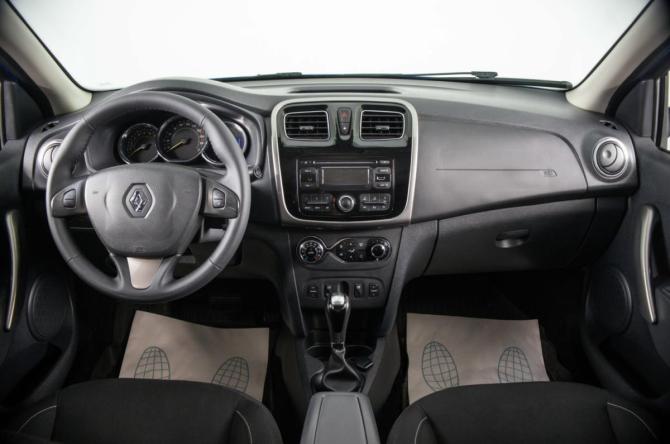 Renault Sandero II с пробегом 2016 года, цена 1 059 000 рублей, 71000 км, хэтчбек, Автокод Объявления