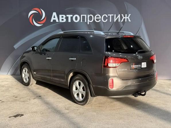 Kia Sorento II Рестайлинг с пробегом 2013 года, цена 1 520 000 рублей, 196000 км, внедорожник, Автокод Объявления